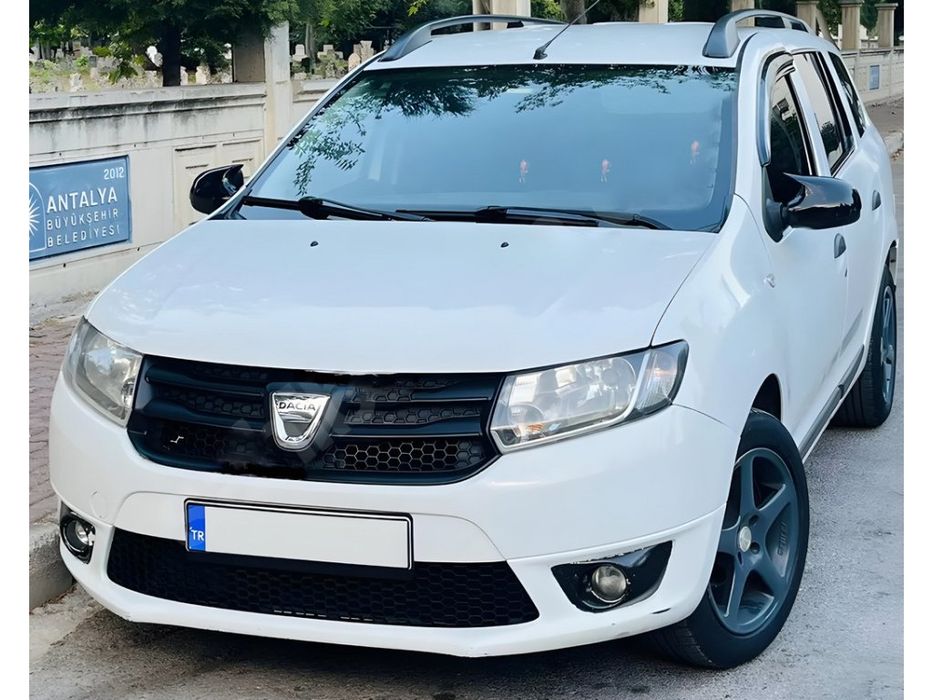 Renault Logan III 2013+ Накладки на зеркала BMW-style (2 шт)