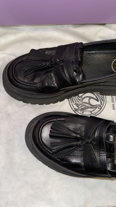Mocassins de Pele Pretos Clássicos