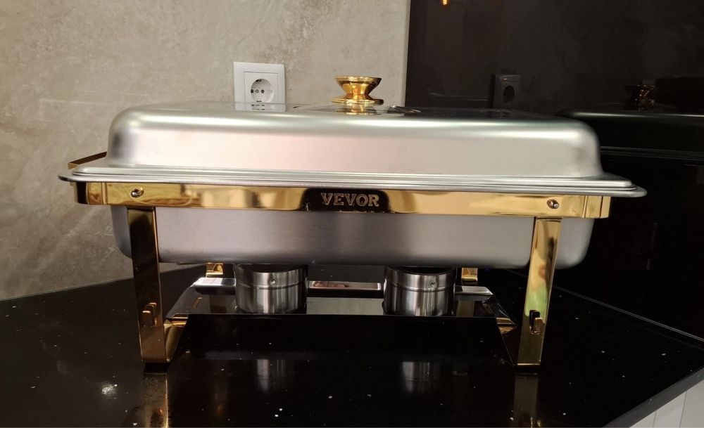 Rechaud com detalhe a dourado