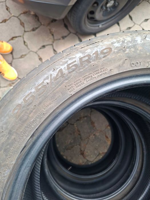 Літні шини 255 45 R19  Hankook Ventus S1 evo3