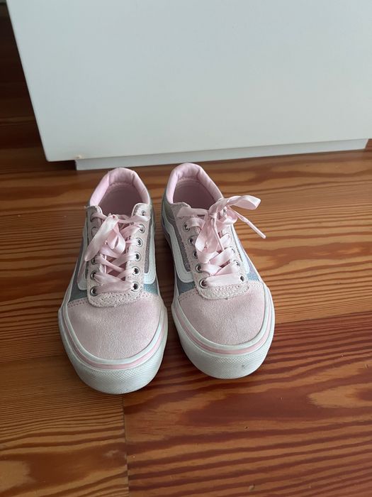 Ténis de menina vans como novo