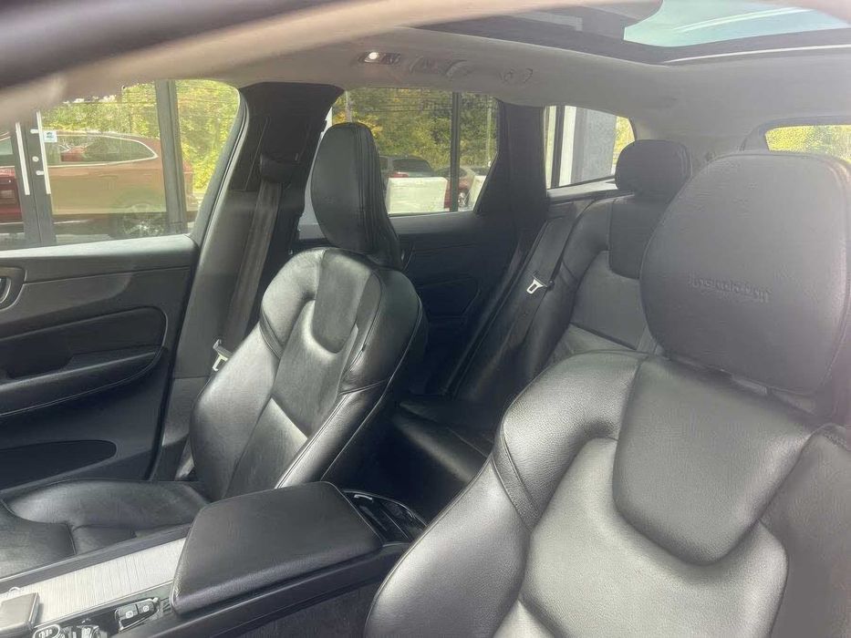 Volvo XC60 T6 Inscription      2019