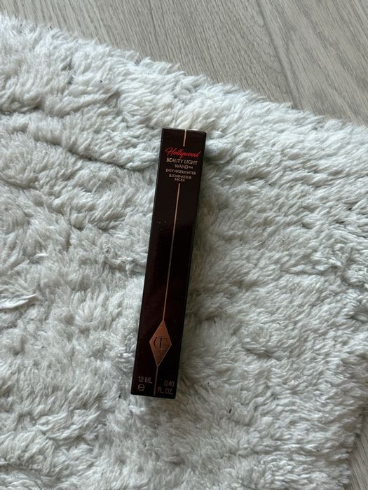 Рідкий хайлайтер Charlotte Tilbury Spotlight