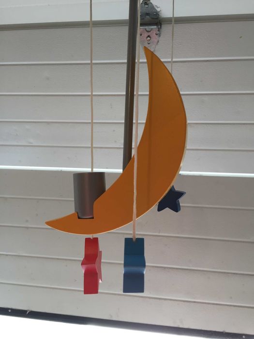 Candeeiro para quarto de criança