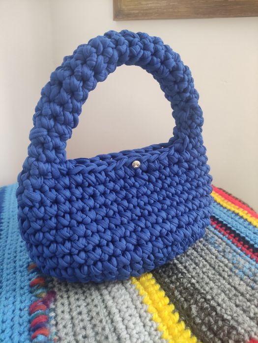Bolsa de crochê azulao(nova)