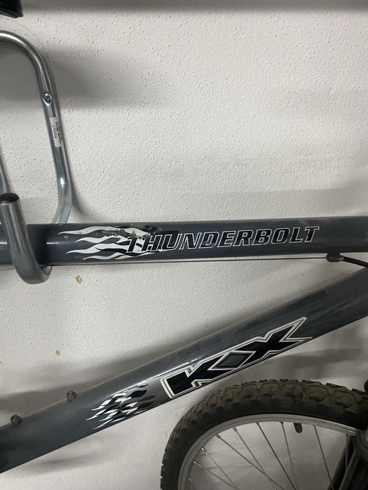 Bicicleta THUNDERBOLT KX - Shimano | Rodas 26" | Suspensão Brave