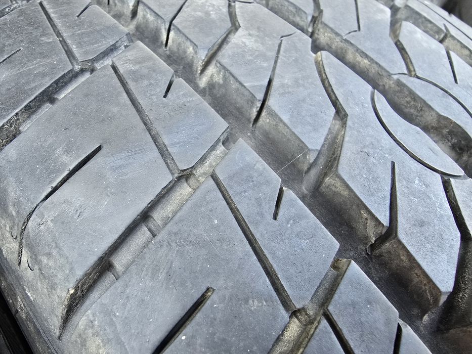 Opony dostawcze 205/70R15C Semperit Van-Life 2 9mm ! Ładne ! 2020r