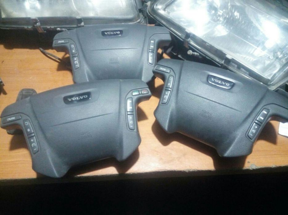 Airbag подушка безопасности руль Volvo s60, v70, xc70, S80, xc90