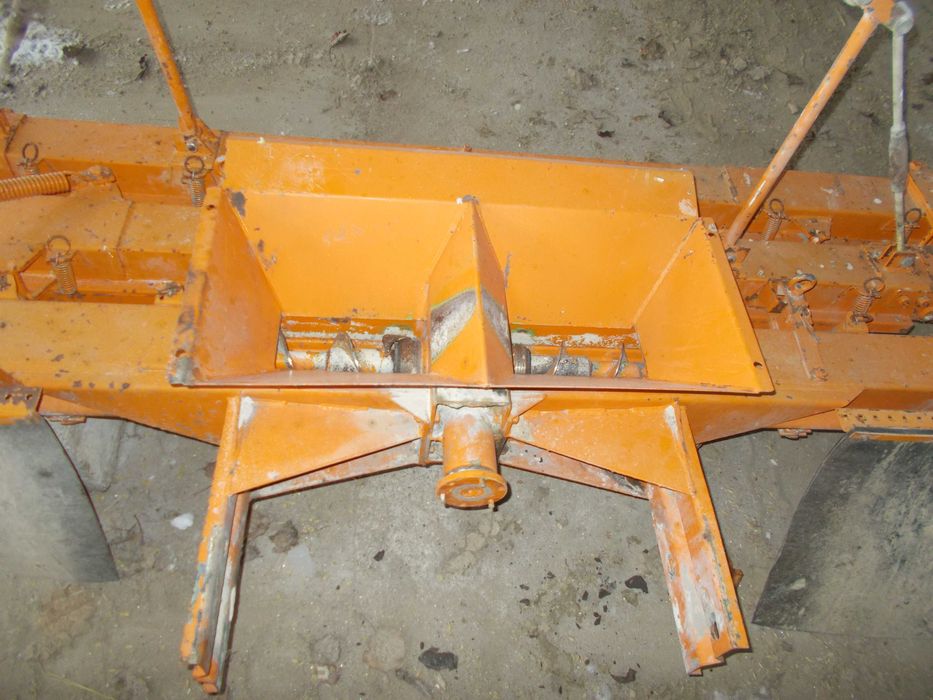 Rozsiewacz Amazone ,Bredal, Rotina ,adapter ślimakowy  Amazone