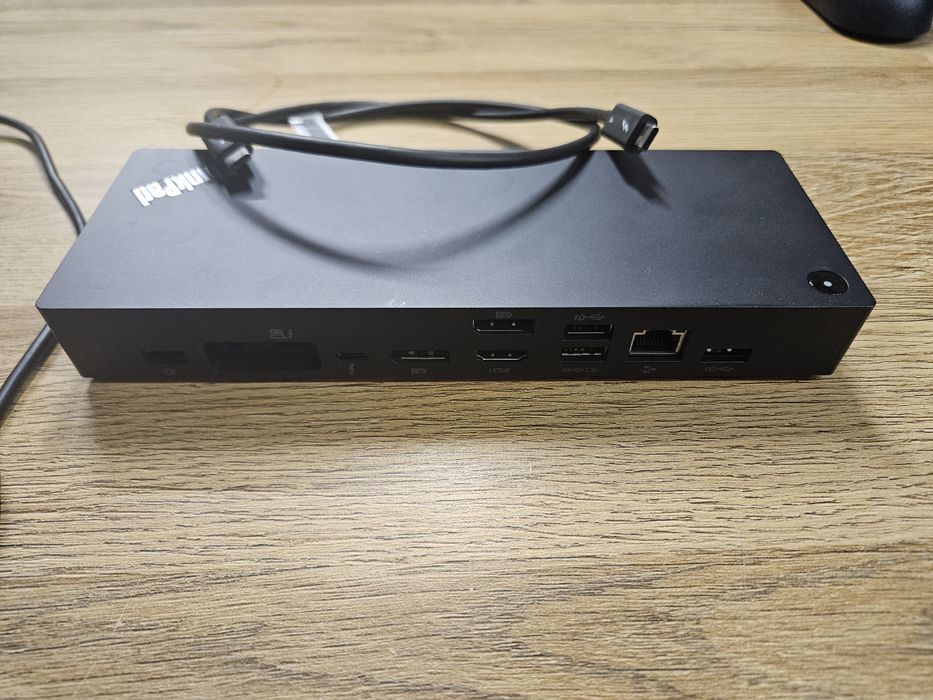 Stacja dokująca Lenovo ThinkPad Universal Thunderbolt 4