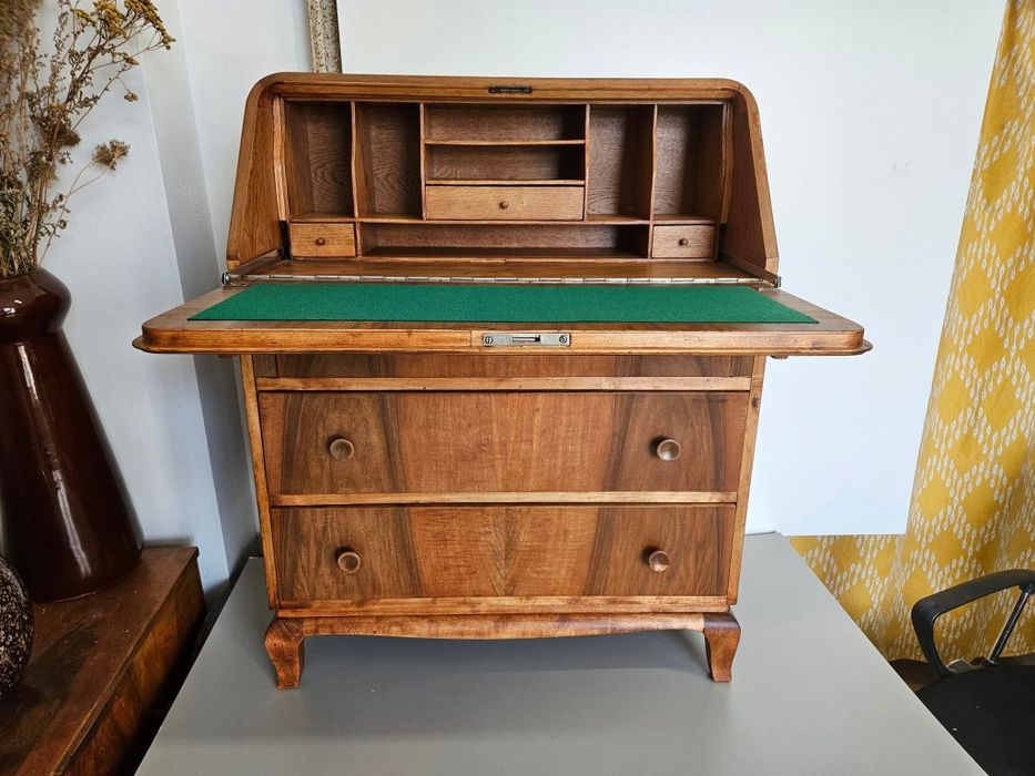 Naprawy stolarskie, renowacja