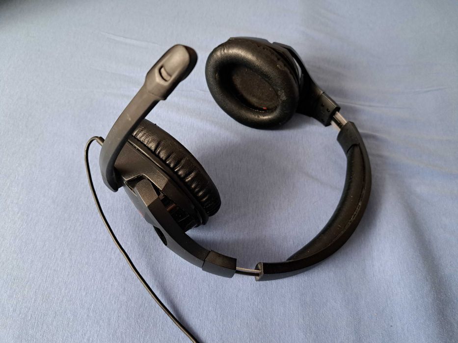 słuchawki HyperX Cloud Stinger Headset Czarne (HX-HSCS-BK/EM)