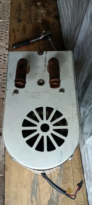 Дополнительный обогреватель салона