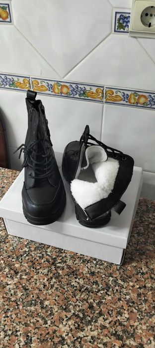 Vendo botas e galochas TAM 37