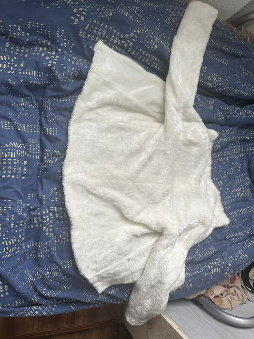 Шубка біла весільна