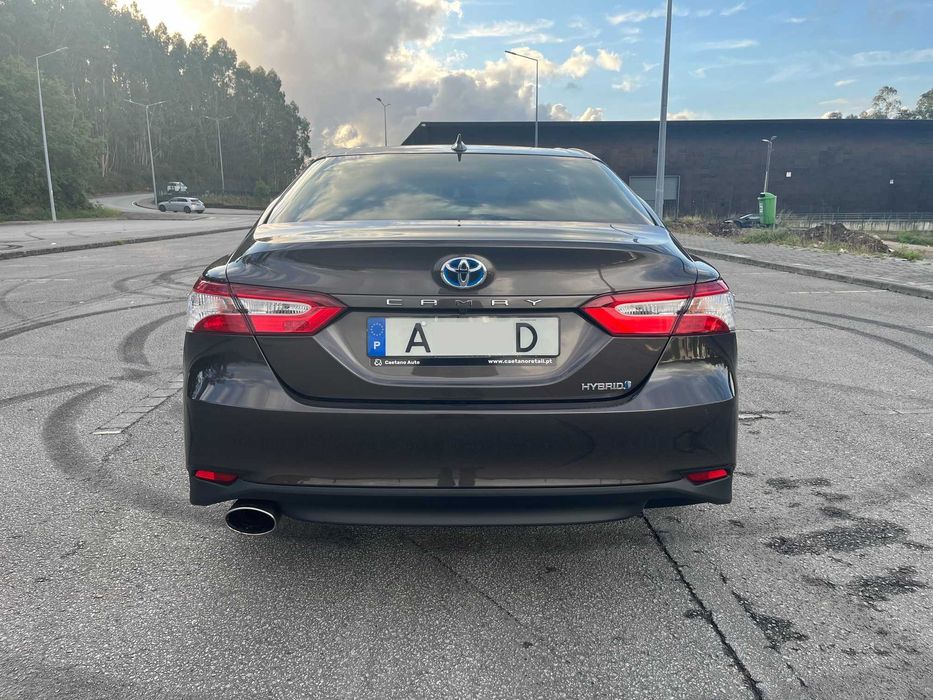 Toyota Camry Exclusive - Garantia até 2028