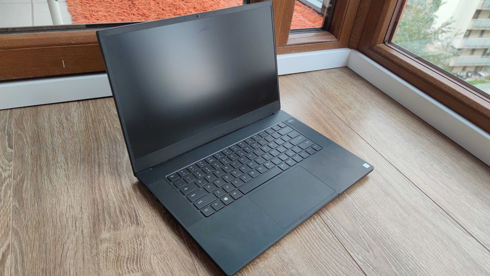 Laptop Razer Blade 15 i7-9750H/16GB/512/Win10 RTX2070, 240Hz