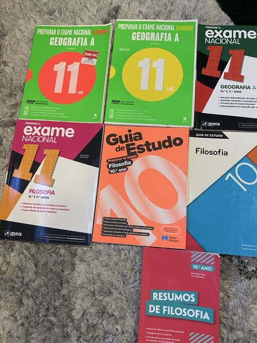 Livros de Geografia A e Filosofia - Secundário