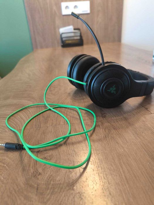 Навушники Razer Kraken Essential V2 Black