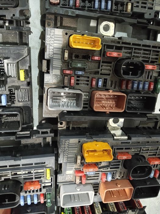 Блок BSM AB1 AB2 AB5 AB4 Z01 Z04 Z03 R01 R02 R03 R04 R05 L08 L11 L01