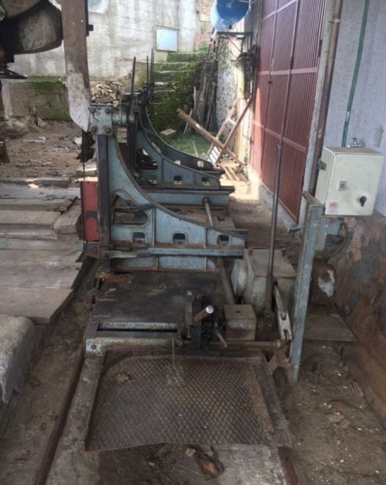 Serração de Madeiras Pinheiro - Excelente preço  6000 Euros