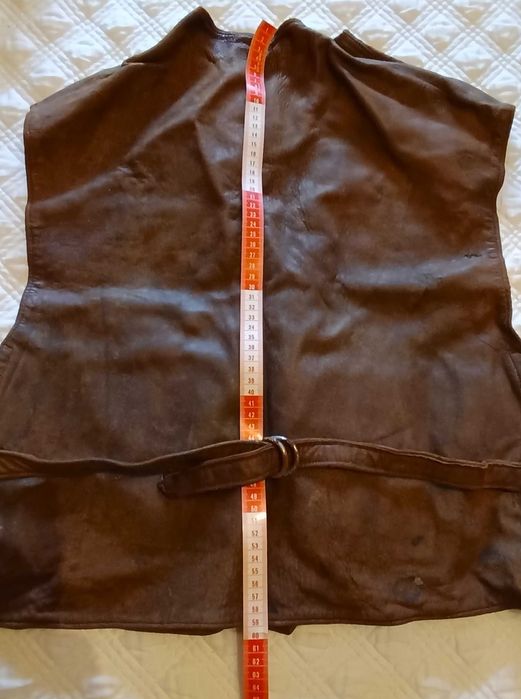 Colete de Caça antigo em pele e cartucheira