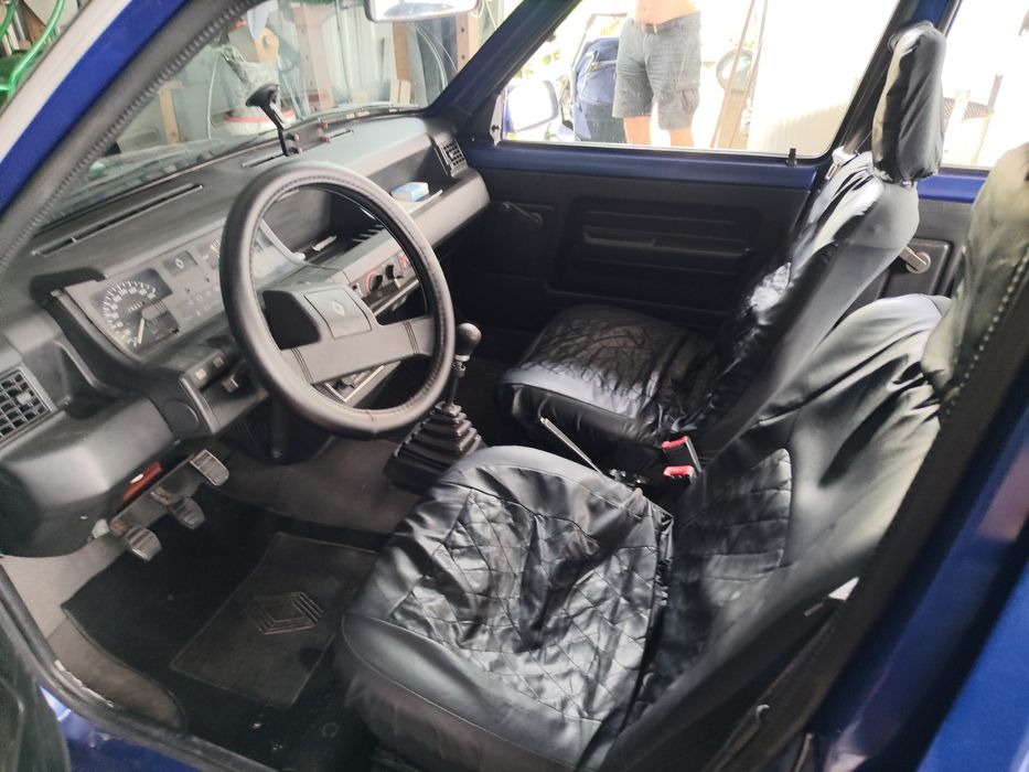Renault 5     TL