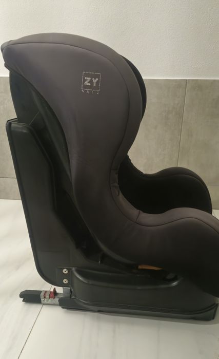 Cadeira Auto Isofix (9-18kg]