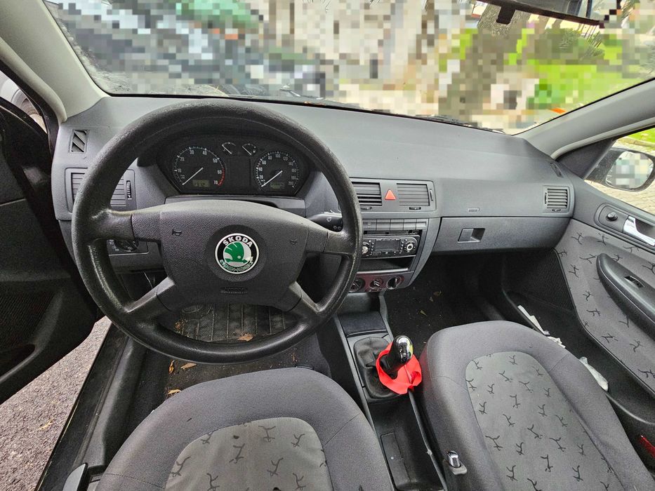 Carro Skoda fabia combi 2002 gasolina barato