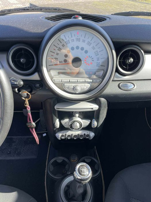 Mini Cooper D R56
