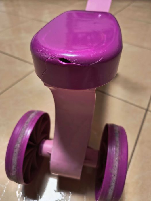 Sprzedam plastikowy rowerek za 15zl