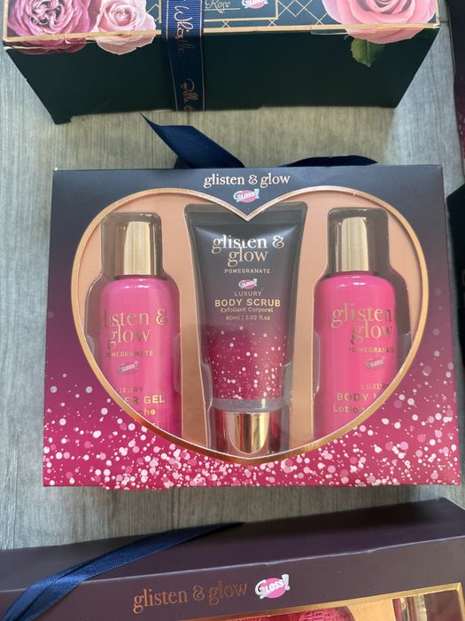 Mega Lote de Kits de Cosméticos, na compra de 4 ofereco 1