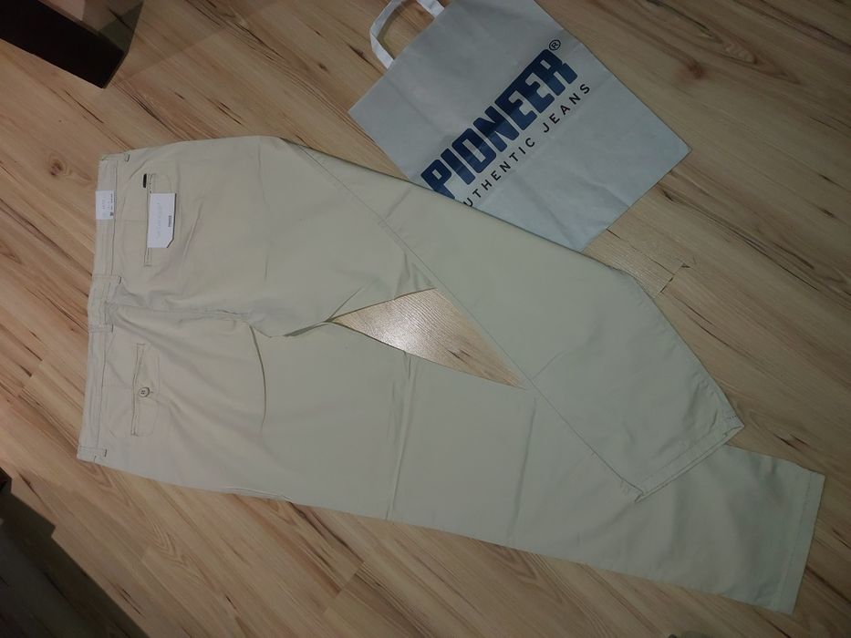 Nowe spodnie 3XL