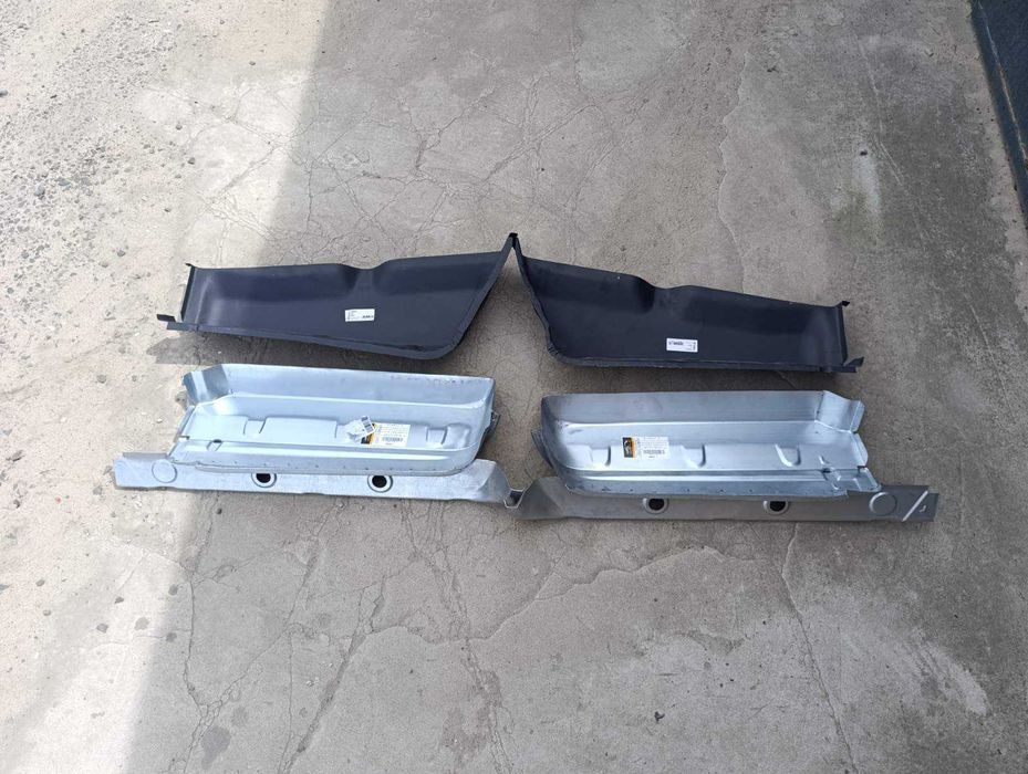 Підножка подножка підніжка  Mercedes Benz Sprinter 901-903 Volkswagen LT до 2006  Фольксваген ЛТ Мерседес Спрінтер 901 Рем частини Пороги арки