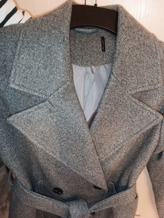 Пальто сіре 42/s