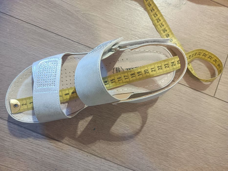 Srebrne sandały 37 38 jak nowe