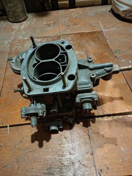 Карбюратор ВАЗ 2101-07 и навесное