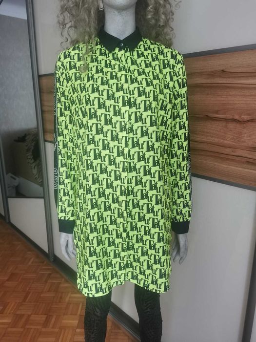 Koszula damska Tatu w kolorze limonka z cyrkoniami srebrnymi