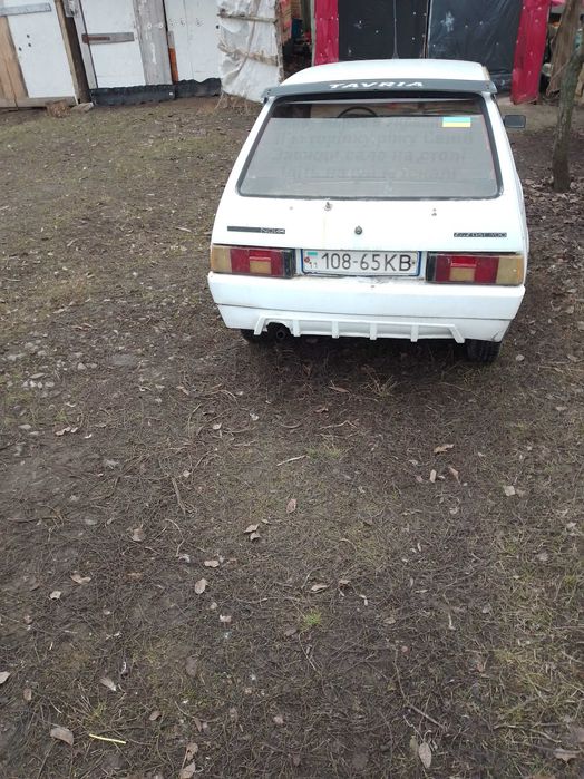 пластик салону спойлер таврія