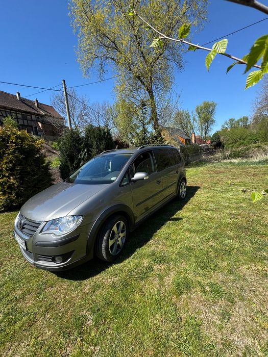 Volkswagen Touran Wymieniony rozrząd ,wymienione sprzęgło ,2 komplety kół ,webasto ,hak