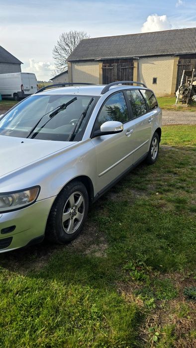 Volvo V50