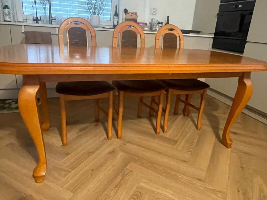 stół dębowy + 6 krzeseł