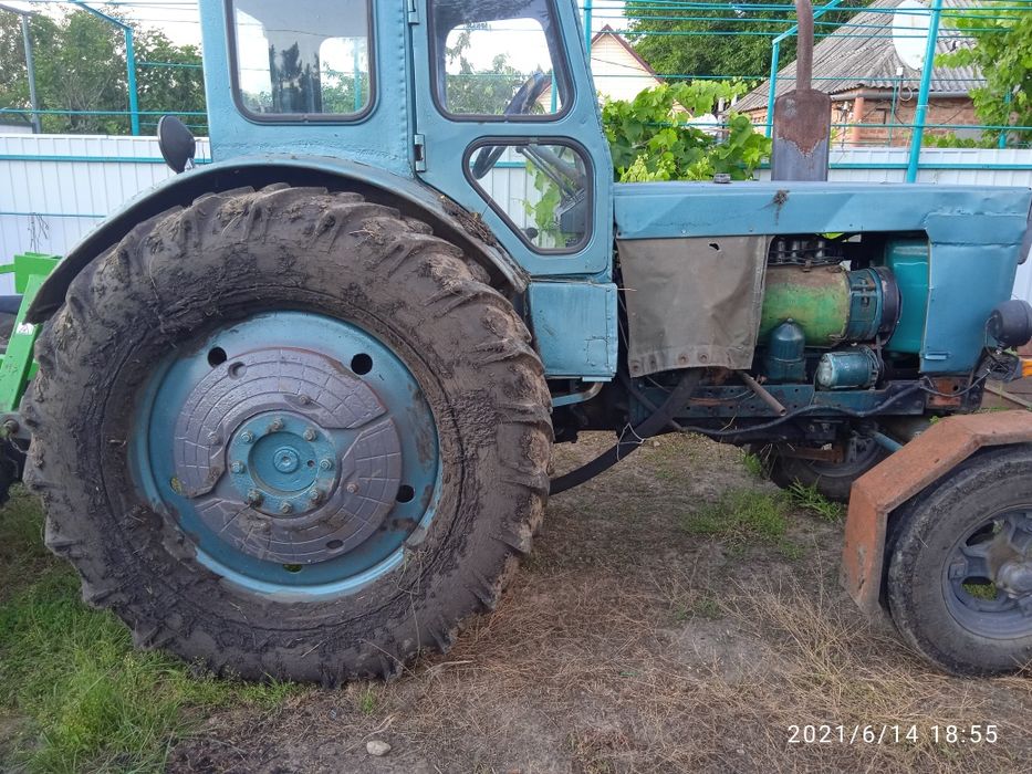 продам трактор Т - 4 0 в робочем состоянии