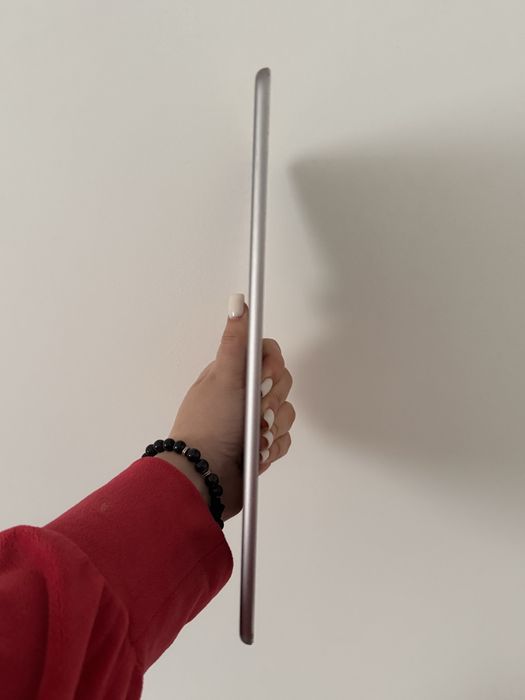 Планшет IPad Air 2 16 gb гб хороший стан