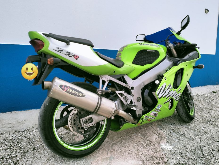 Kawasaki ZX 7r ;