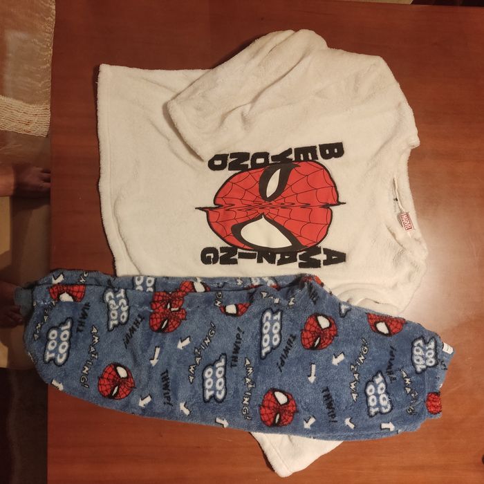 Pijama felpudo Homem Aranha