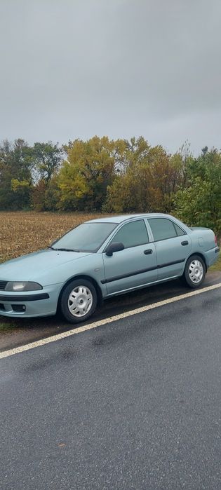 Міцубісі Каризма