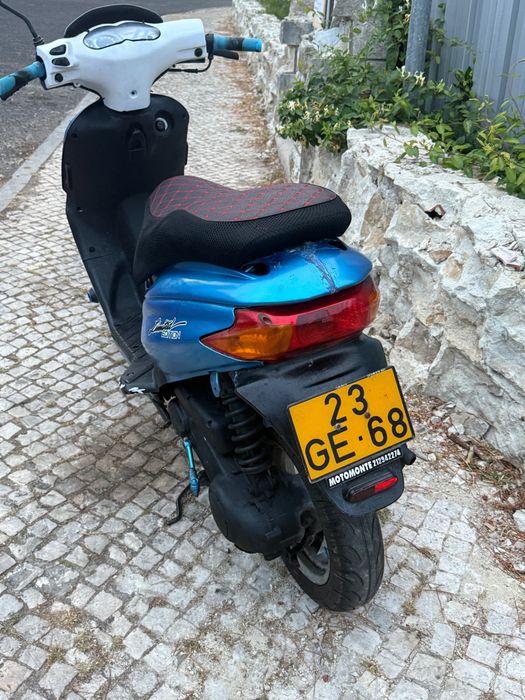 Piaggo diesis 50cc scooter acelera 100% funcional troco ou vendo