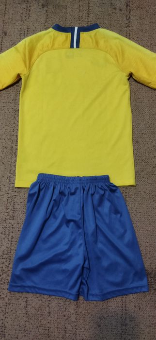 Форма футбольна на 11 років(146см)