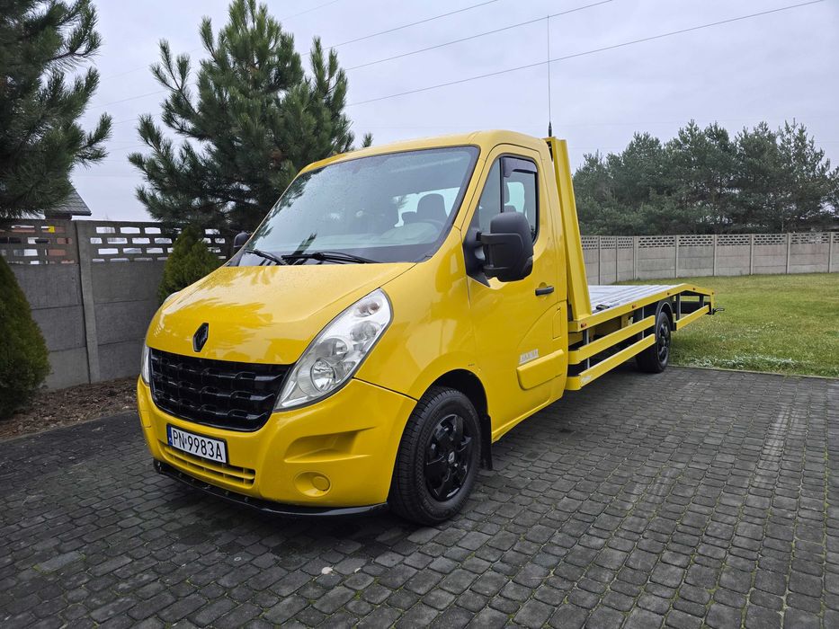 Renault Master 3 III autolaweta. Tył napęd.